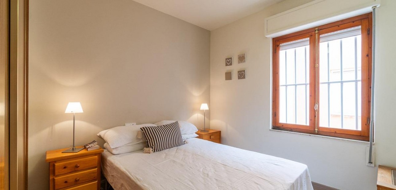 Venta - Flat -
Torrevieja - Playa de los Naufragos