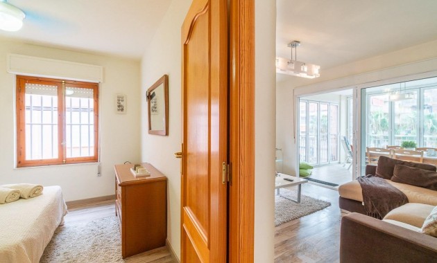 Venta - Flat -
Torrevieja - Playa de los Naufragos