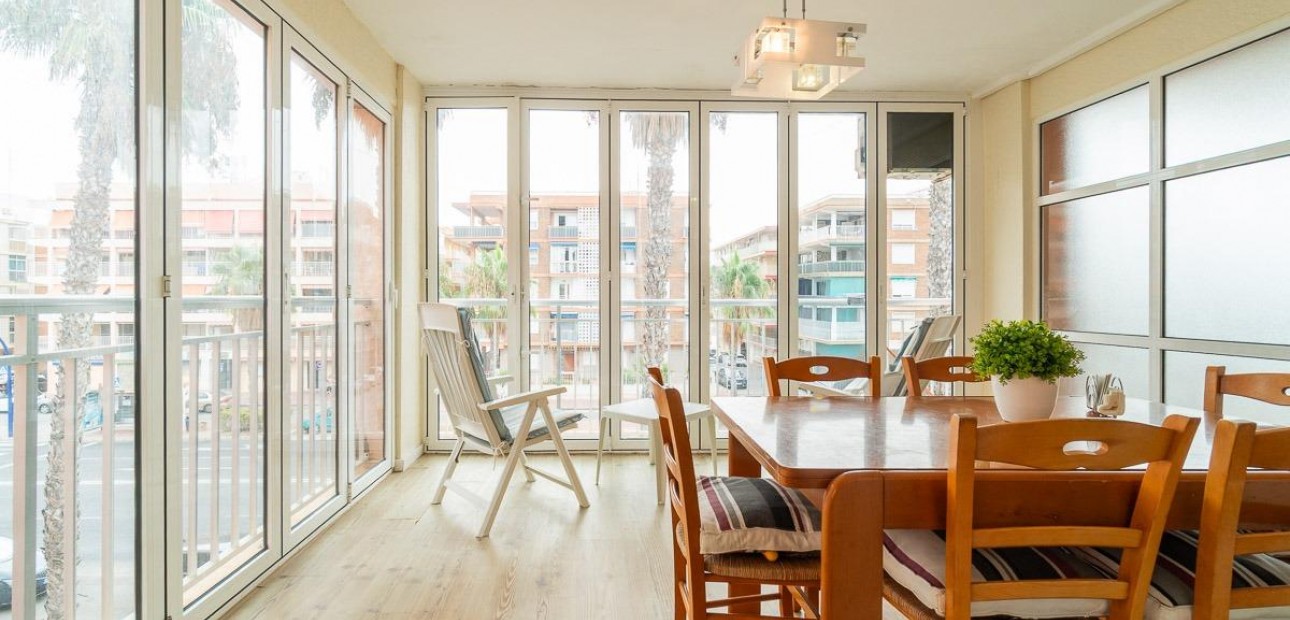 Venta - Flat -
Torrevieja - Playa de los Naufragos