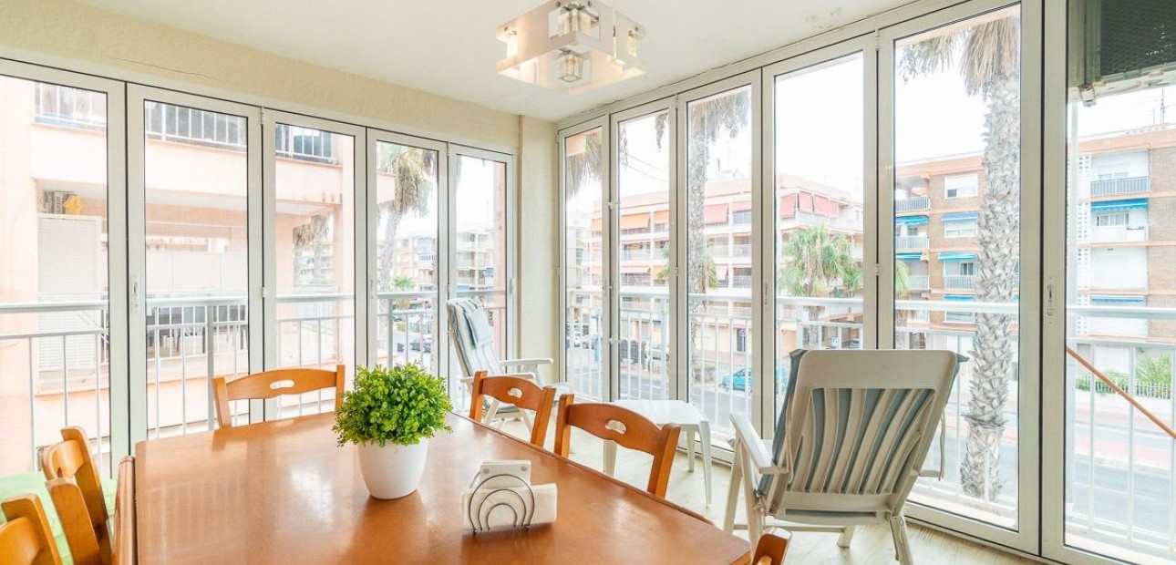 Venta - Flat -
Torrevieja - Playa de los Naufragos