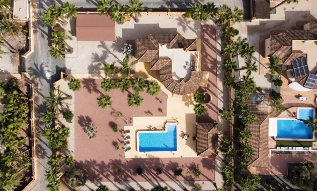 Sale - Villa -
CATRAL - Catral