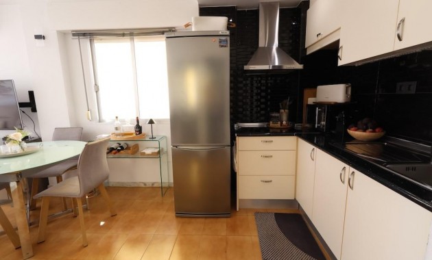 Venta - Apartamento / piso -
Torrevieja - La veleta