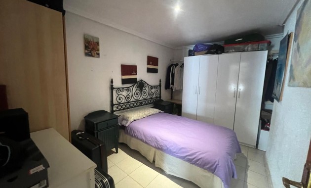Sale - Apartment / flat -
Torrevieja - torrevieja