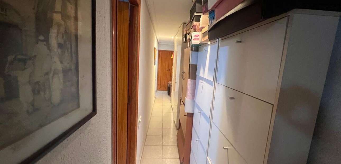 Sale - Apartment / flat -
Torrevieja - torrevieja
