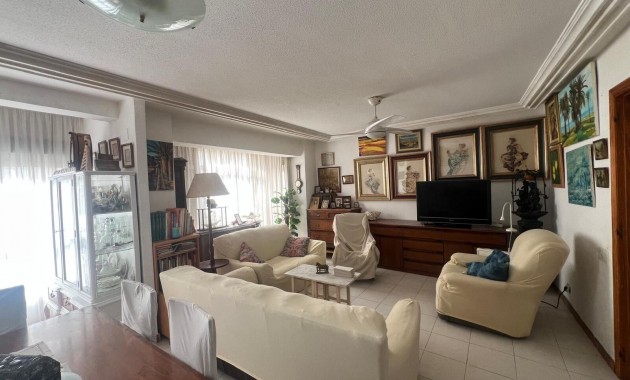 Sale - Apartment / flat -
Torrevieja - torrevieja