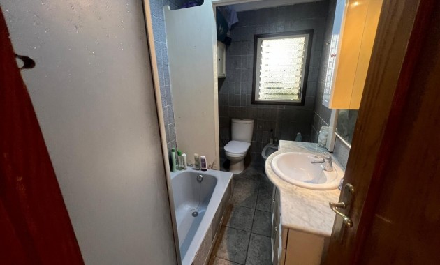 Sale - Apartment / flat -
Torrevieja - torrevieja