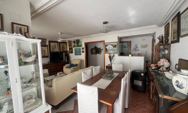 Sale - Apartment / flat -
Torrevieja - torrevieja