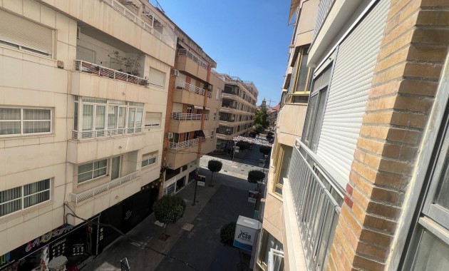 Sale - Apartment / flat -
Torrevieja - torrevieja