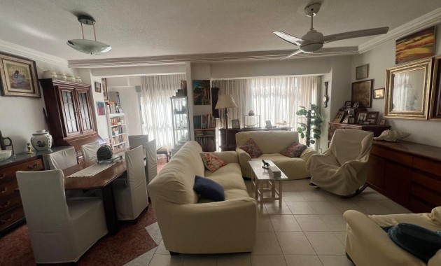 Sale - Apartment / flat -
Torrevieja - torrevieja