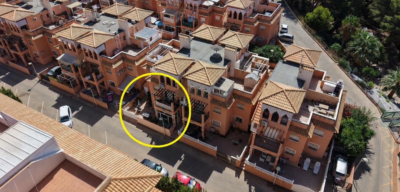 Venta - Apartamento / piso -
Orihuela Costa - Playa Flamenca