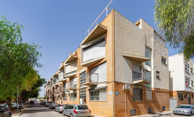 Venta - Apartamento / piso -
Ciudad Quesada - Rojales