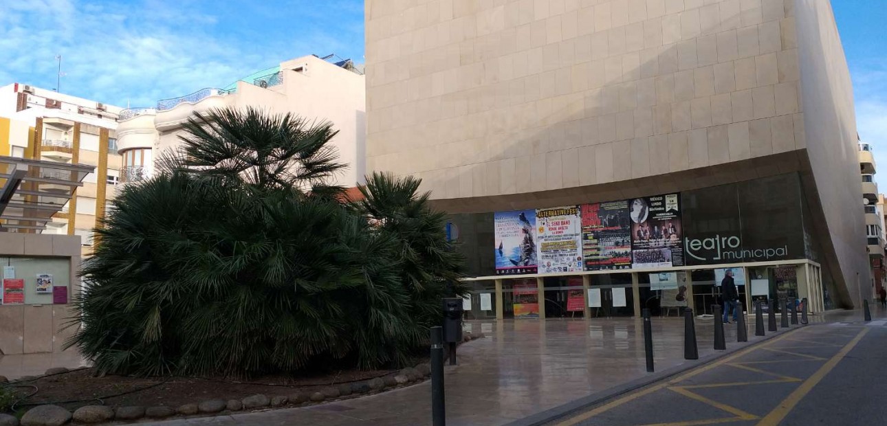 Venta - Apartamento / piso -
Torrevieja - El Acequión