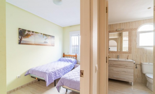 Venta - Ground Floor -
Orihuela Costa - Los Dolses