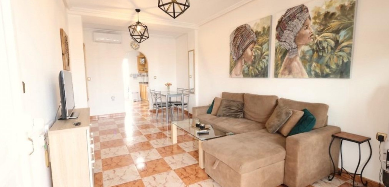 Venta - Apartamento / piso -
Orihuela Costa - La Zenia