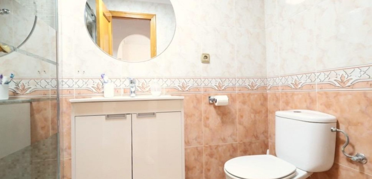 Venta - Apartamento / piso -
Orihuela Costa - La Zenia