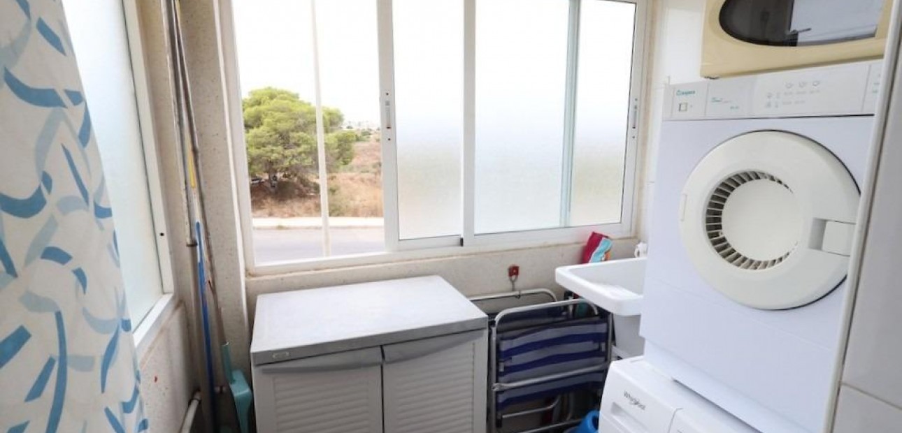 Venta - Apartamento / piso -
Orihuela Costa - La Zenia