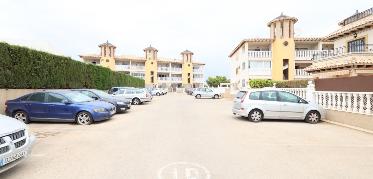 Venta - Apartamento / piso -
Orihuela Costa - La Zenia