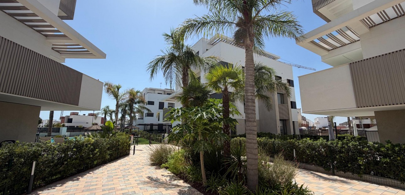 Venta - Apartamento / piso -
Los Alcázares - Dolores de Pacheco-Santa Rosalía