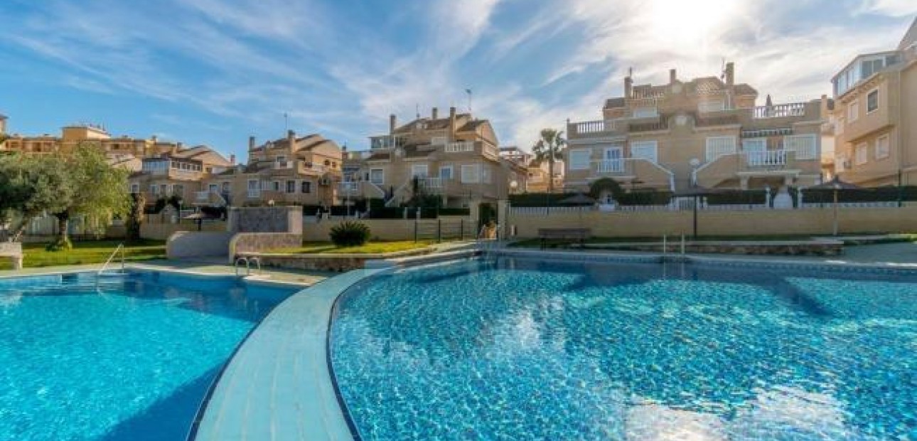 Venta - Apartamento / piso -
Torrevieja - Torreblanca
