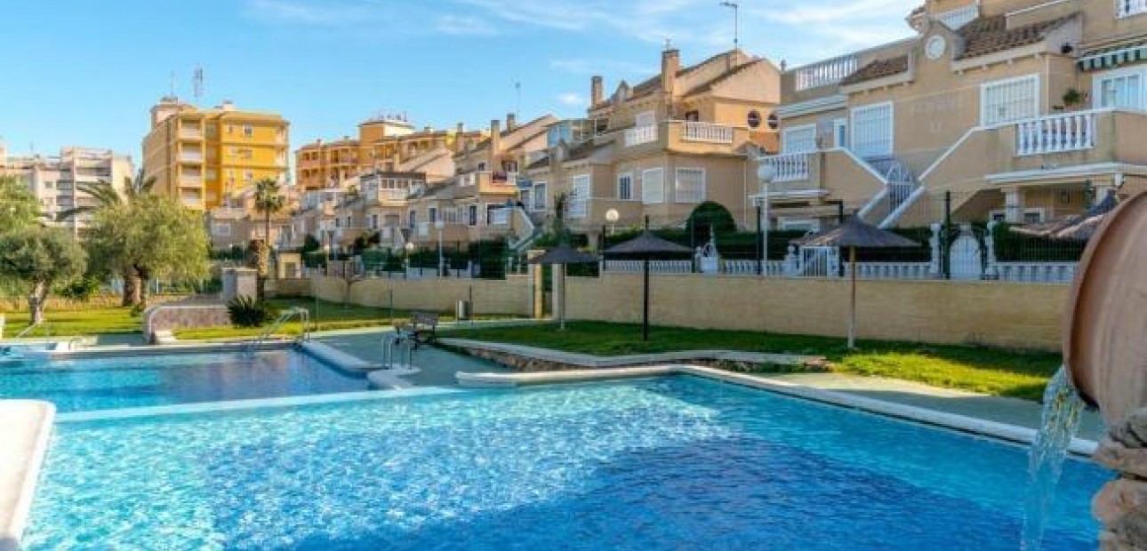 Venta - Apartamento / piso -
Torrevieja - Torreblanca