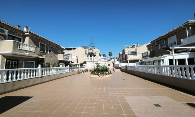 Venta - Apartamento / piso -
Torrevieja - Torreblanca