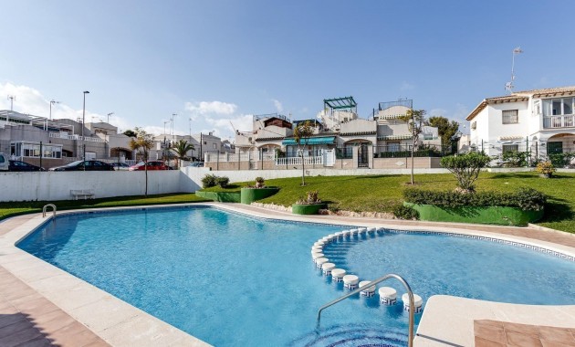 Sale - Bungalow -
Torrevieja - Los balcones