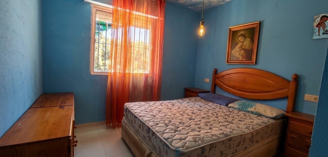 Sale - Bungalow -
Torrevieja - Los balcones