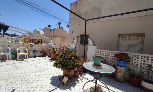 Sale - Bungalow -
Torrevieja - Los balcones