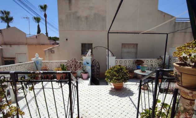 Sale - Bungalow -
Torrevieja - Los balcones