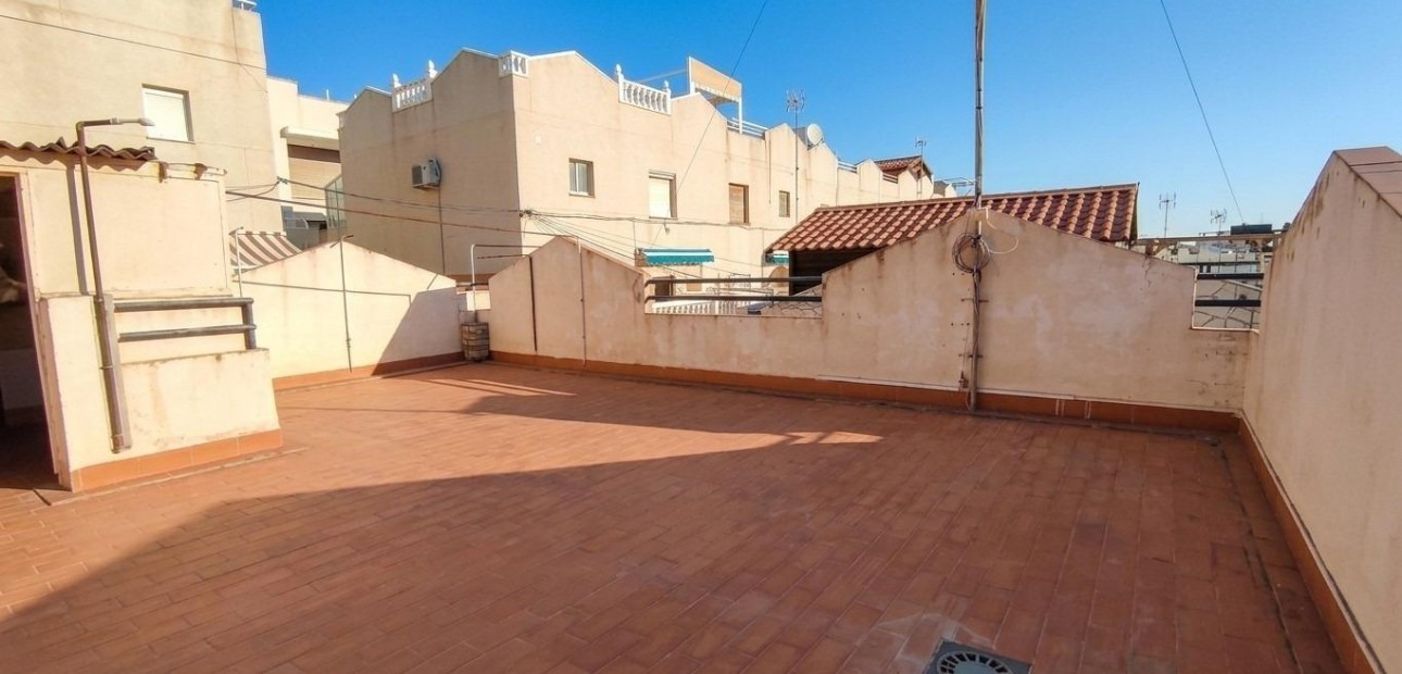 Sale - Bungalow -
Torrevieja - Los balcones