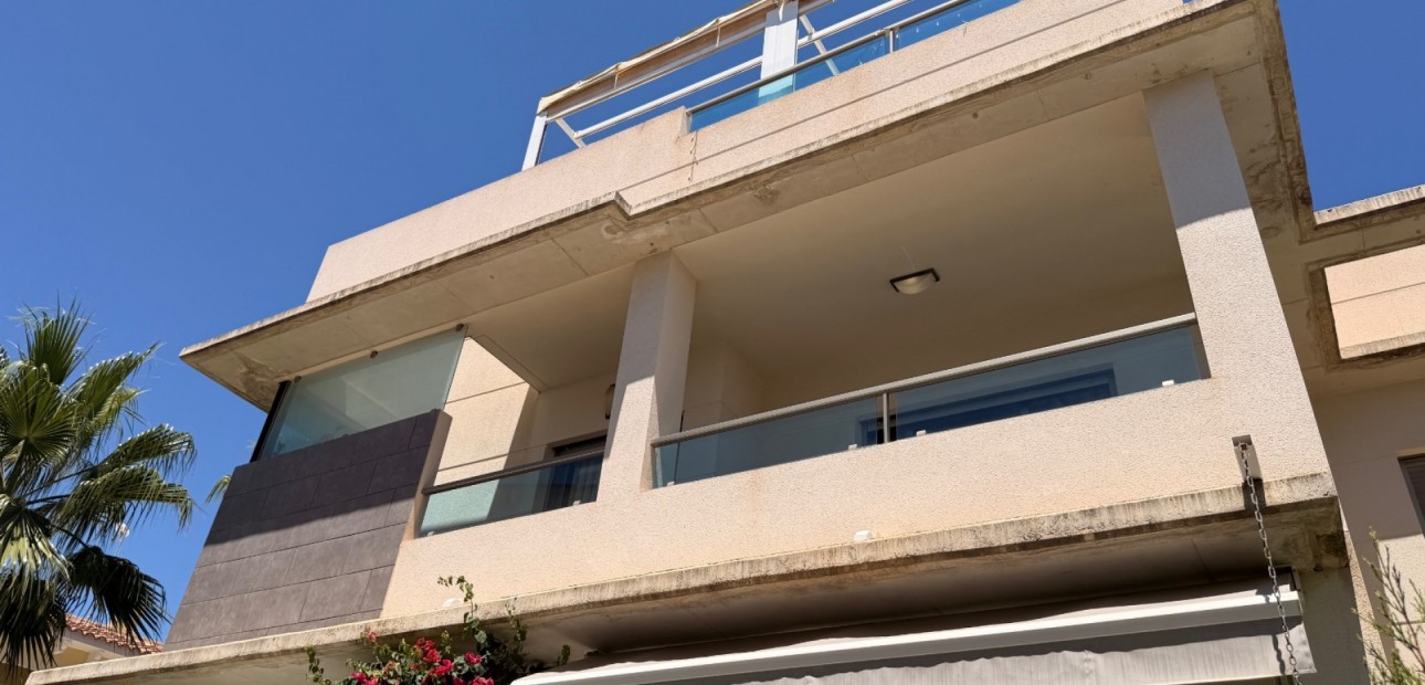 Venta - Apartamento / piso -
Ciudad Quesada - Doña Pepa