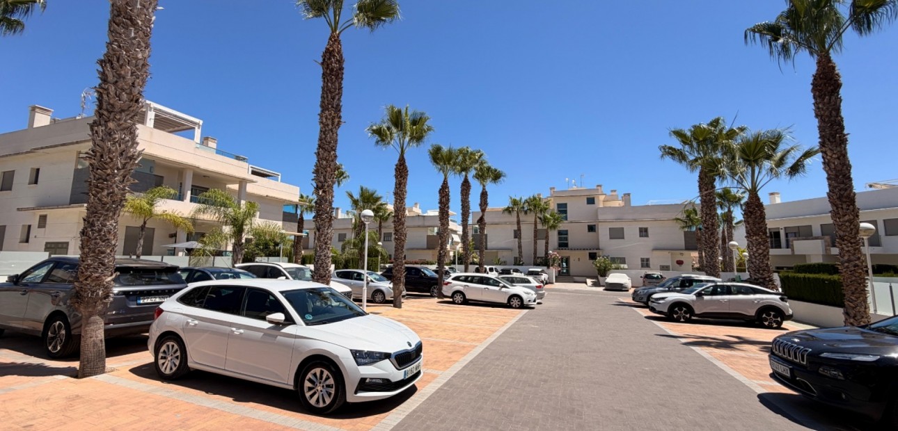 Venta - Apartamento / piso -
Ciudad Quesada - Doña Pepa