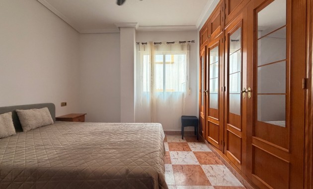 Venta - Apartamento / piso -
Orihuela Costa - Villamartin