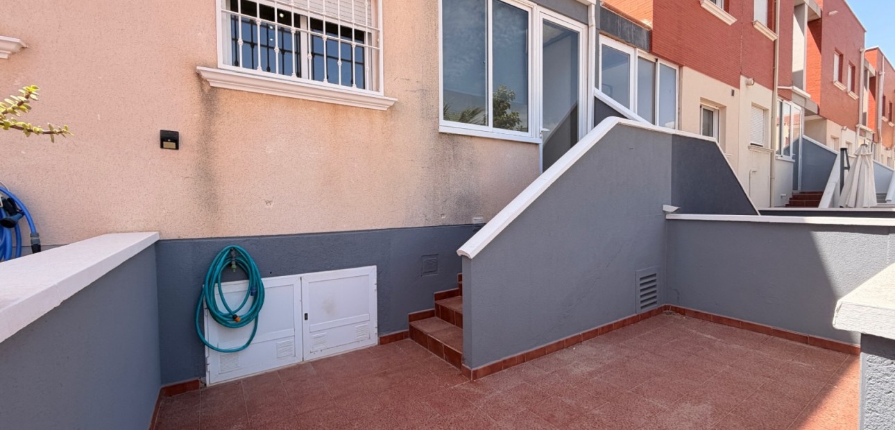 Venta - Adosado -
Ciudad Quesada - Doña Pepa