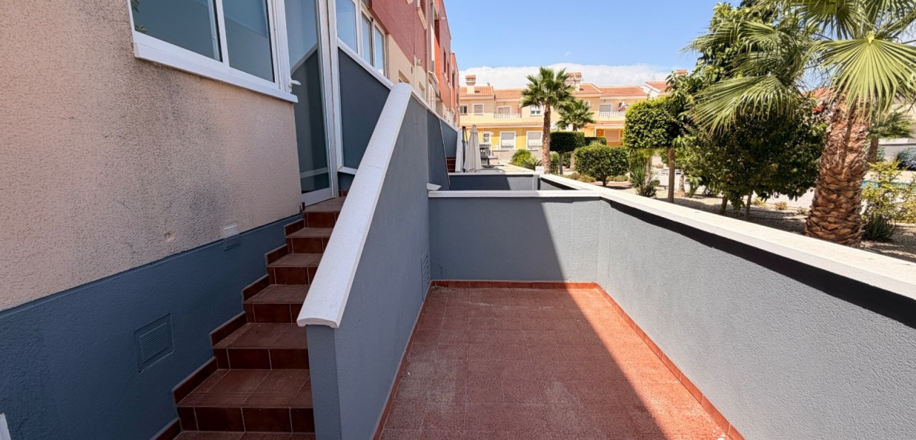 Venta - Adosado -
Ciudad Quesada - Doña Pepa