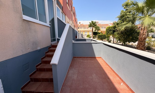 Venta - Adosado -
Ciudad Quesada - Doña Pepa