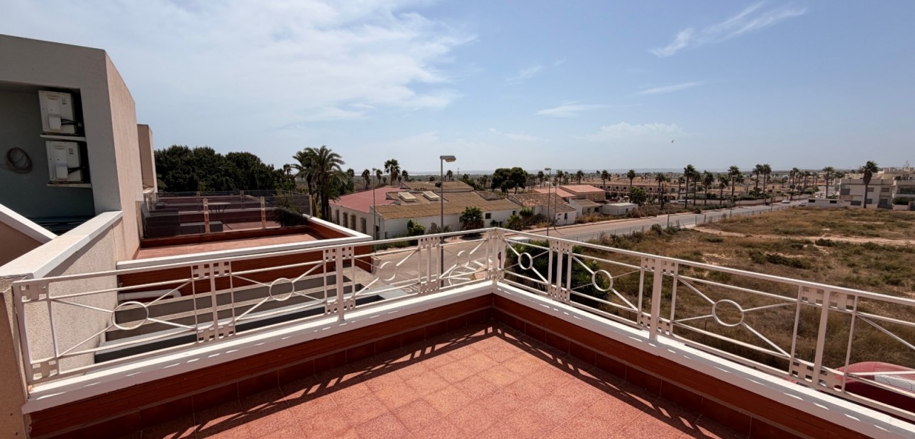 Venta - Adosado -
Ciudad Quesada - Doña Pepa