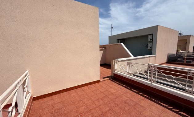 Venta - Adosado -
Ciudad Quesada - Doña Pepa