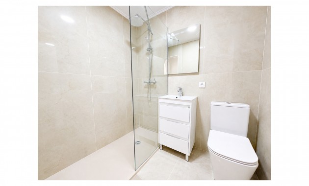 Sale - Bungalow -
Torrevieja - La Siesta