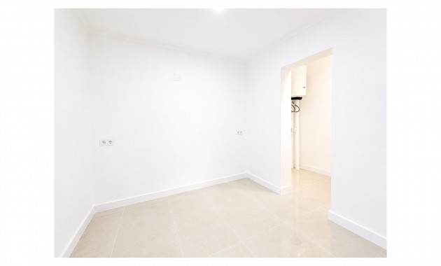 Sale - Bungalow -
Torrevieja - La Siesta
