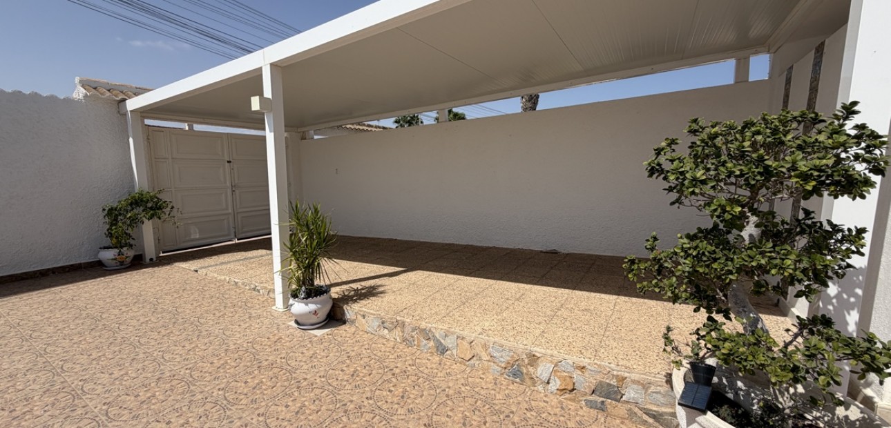 Venta - Detached Villa -
Torrevieja - San Luis