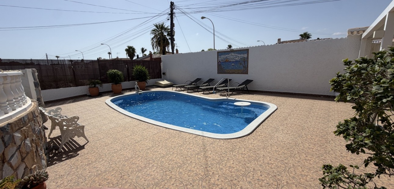 Venta - Detached Villa -
Torrevieja - San Luis
