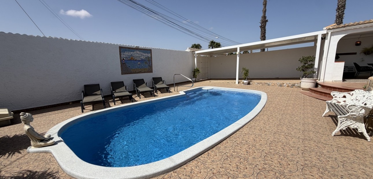 Venta - Detached Villa -
Torrevieja - San Luis