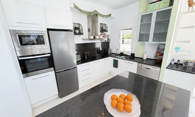 Venta - Detached Villa -
Orihuela Costa - Mil Palmeras