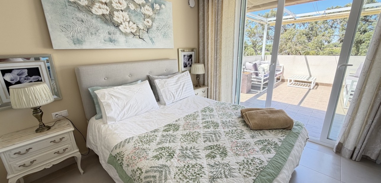 Venta - Detached Villa -
Orihuela Costa - Mil Palmeras