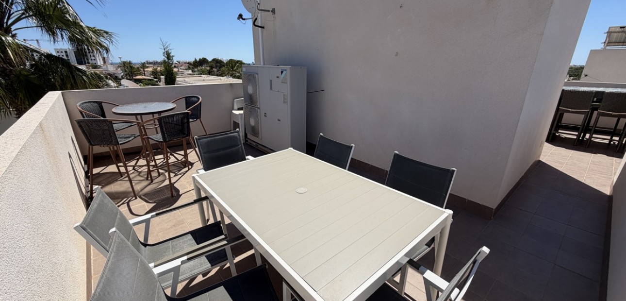 Venta - Detached Villa -
Orihuela Costa - Mil Palmeras
