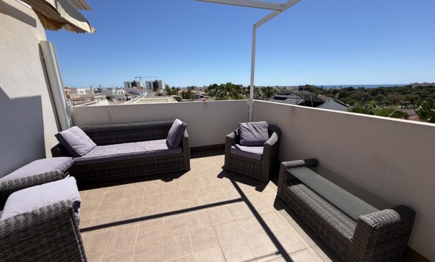 Venta - Detached Villa -
Orihuela Costa - Mil Palmeras