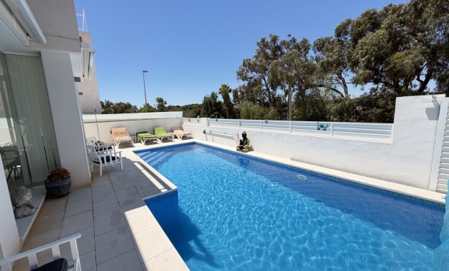 Venta - Detached Villa -
Orihuela Costa - Mil Palmeras