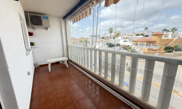Venta - Apartamento / piso -
Orihuela Costa - Villamartin