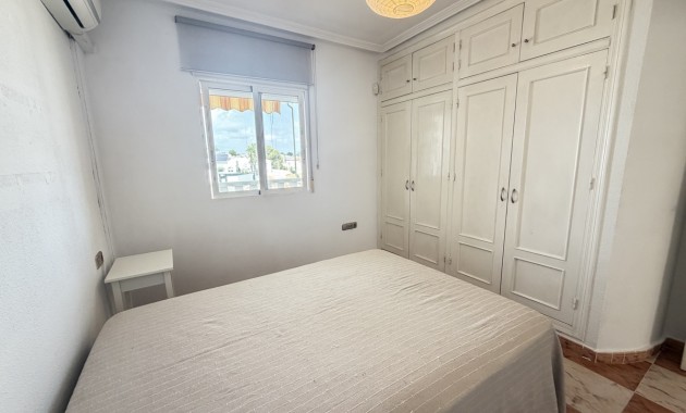 Venta - Apartamento / piso -
Orihuela Costa - Villamartin